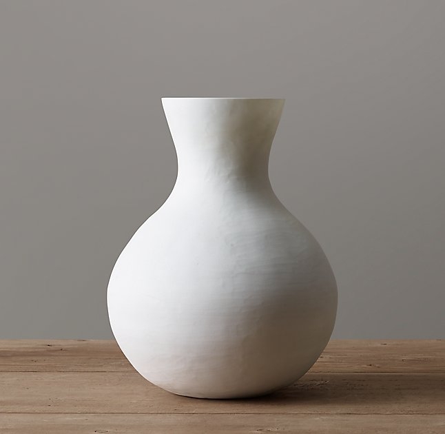 MATTE WHITE GLASS VASE - Image 0