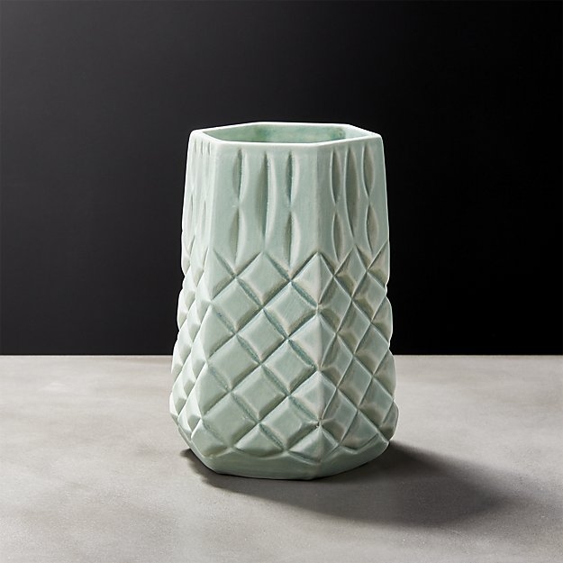 bea green vase - Image 0