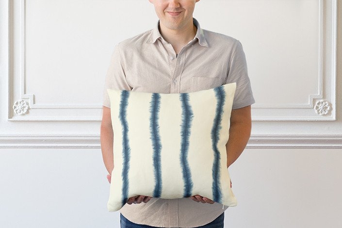 hand-dyed shibori stripes pillow - Indigo - 18"x18" - Image 4