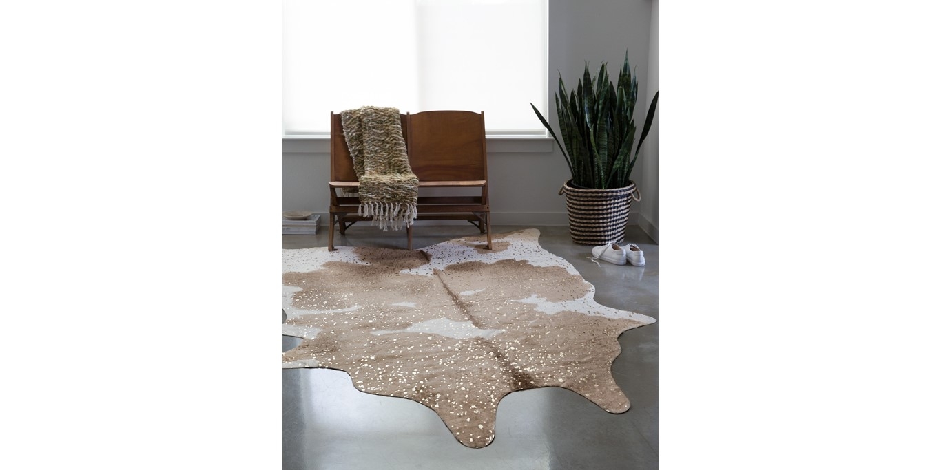 Bryce Collection Faux Hide Rug, Gold, 6'2" x 8' - Image 1