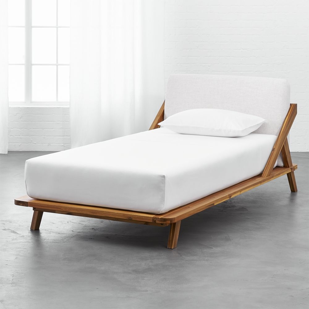 drommen acacia wood twin bed - Image 0