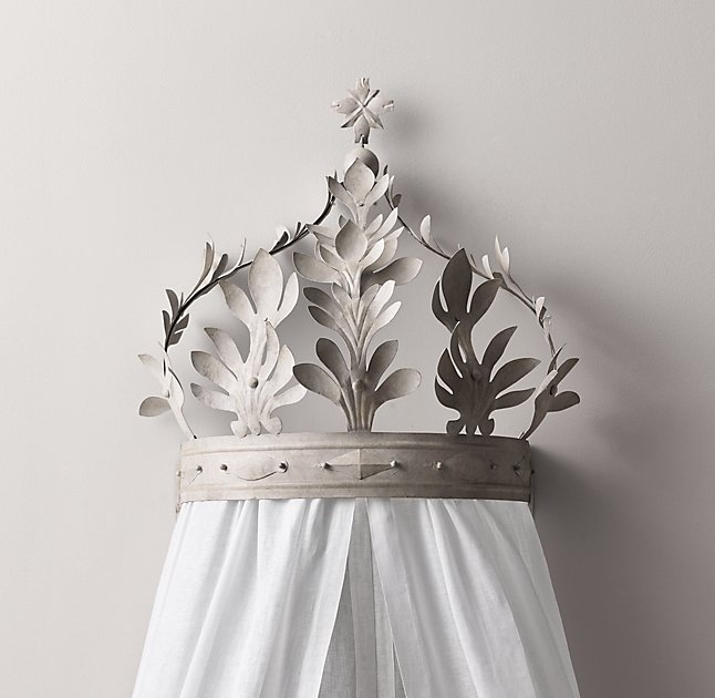 Heirloom White Demilune Metal Canopy Bed Crown - Image 0