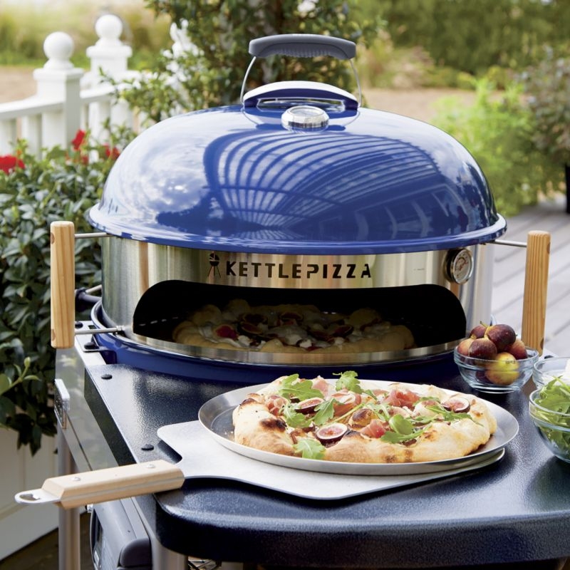 KettlePizza™ Deluxe USA Outdoor Pizza Oven Kit - Image 9