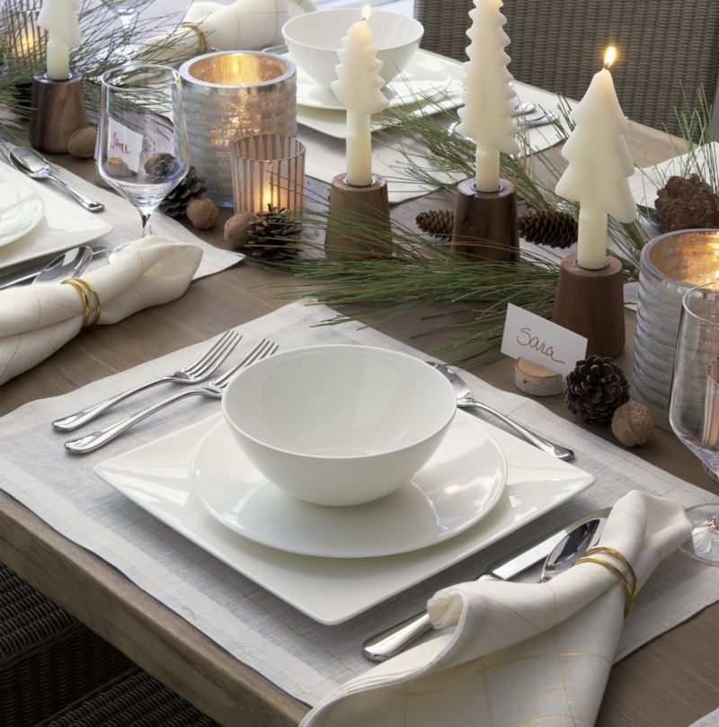 Aria Gold Napkin Ring - Image 2