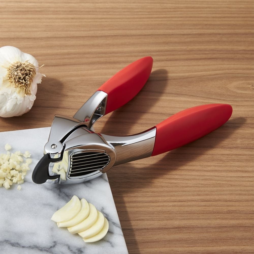 Red Garlic Press & Slice - Image 0