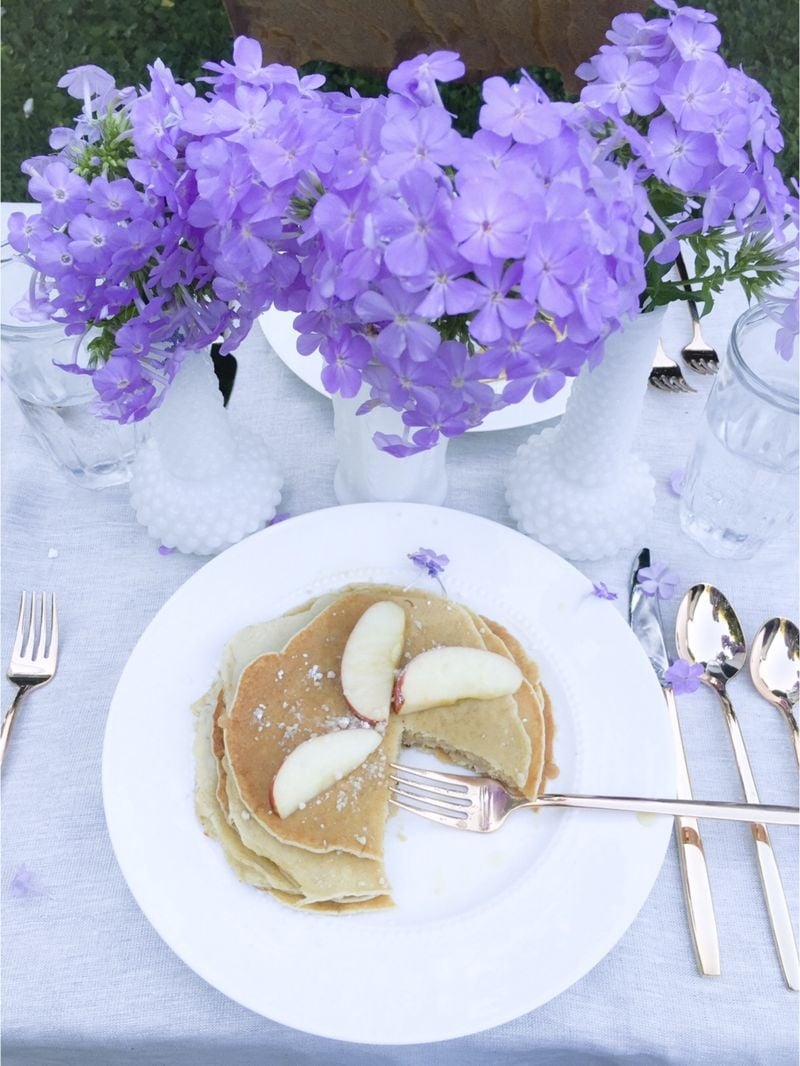 Staccato White Porcelain Low Bowl - Image 11