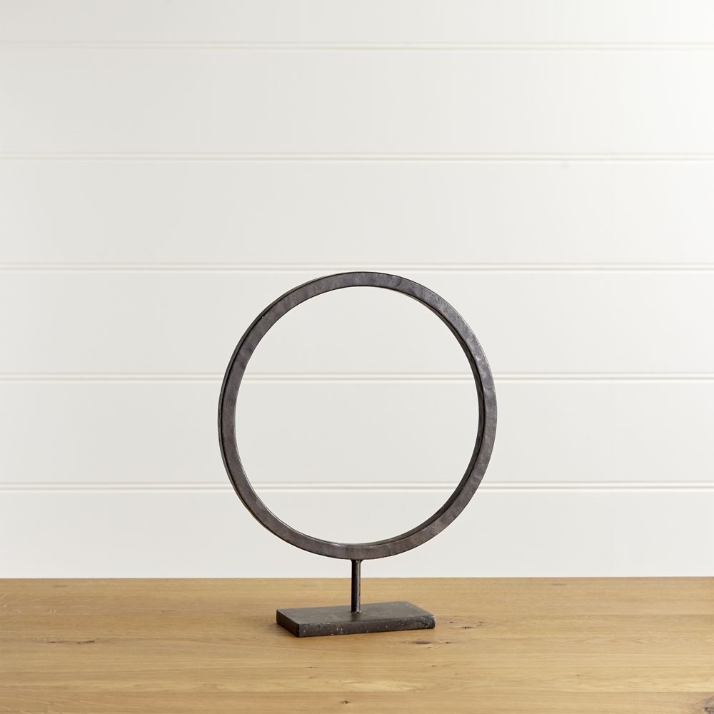 Circlet Stand Small - Image 0