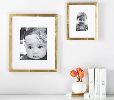 Gold Gallery Frame, 8x10 picture - Image 0
