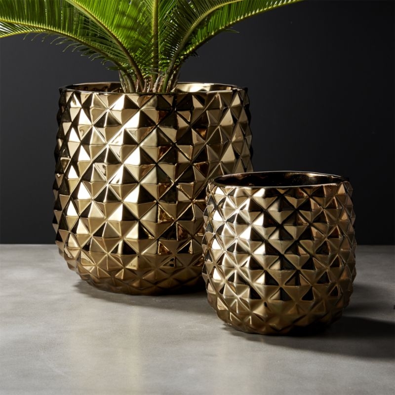 Colada Large Pineapple Planter-Vase - Image 1