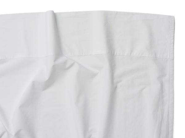 Parachute Percale Sheet Set, Queen, White, with top sheet - Image 1