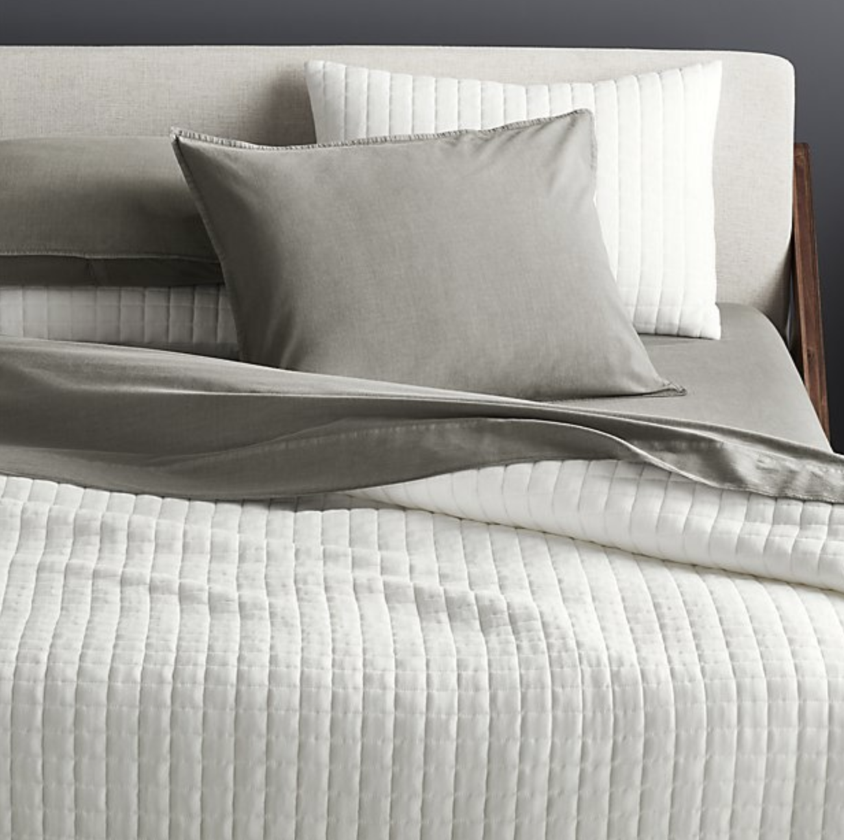 grid grey cotton jersey bedding - KING - White (quilt) - Image 0