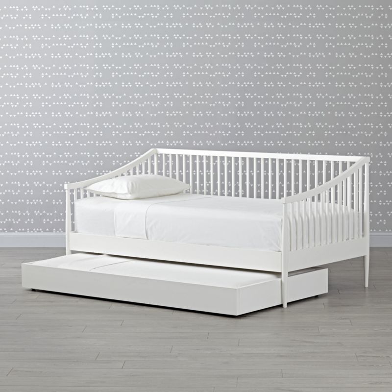 Hampshire Spindle White Wood Kids Daybed - Image 3