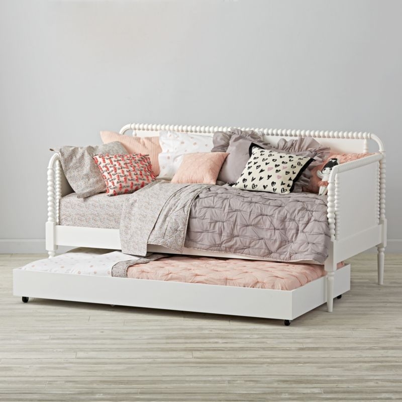 Jenny Lind White Daybed - Image 3