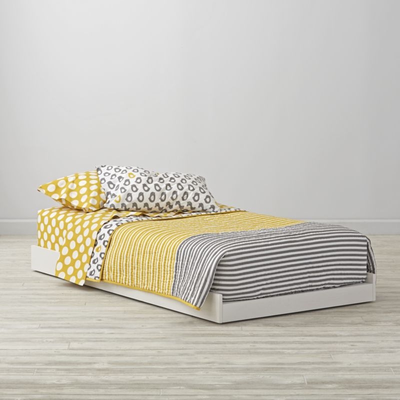 Abridged White Glaze Kids Twin Trundle Bed - Image 1