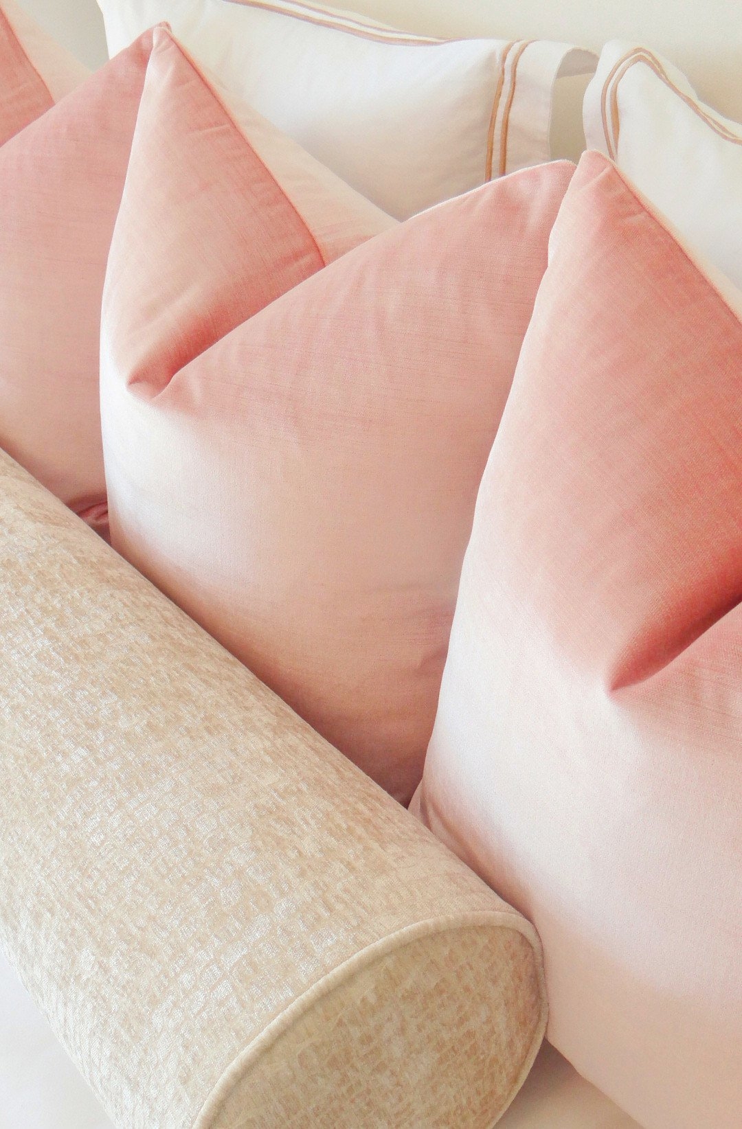 FAUX SILK VELVET // PINK PEONY - LITTLE LUMBAR 12" X 18" - Image 3