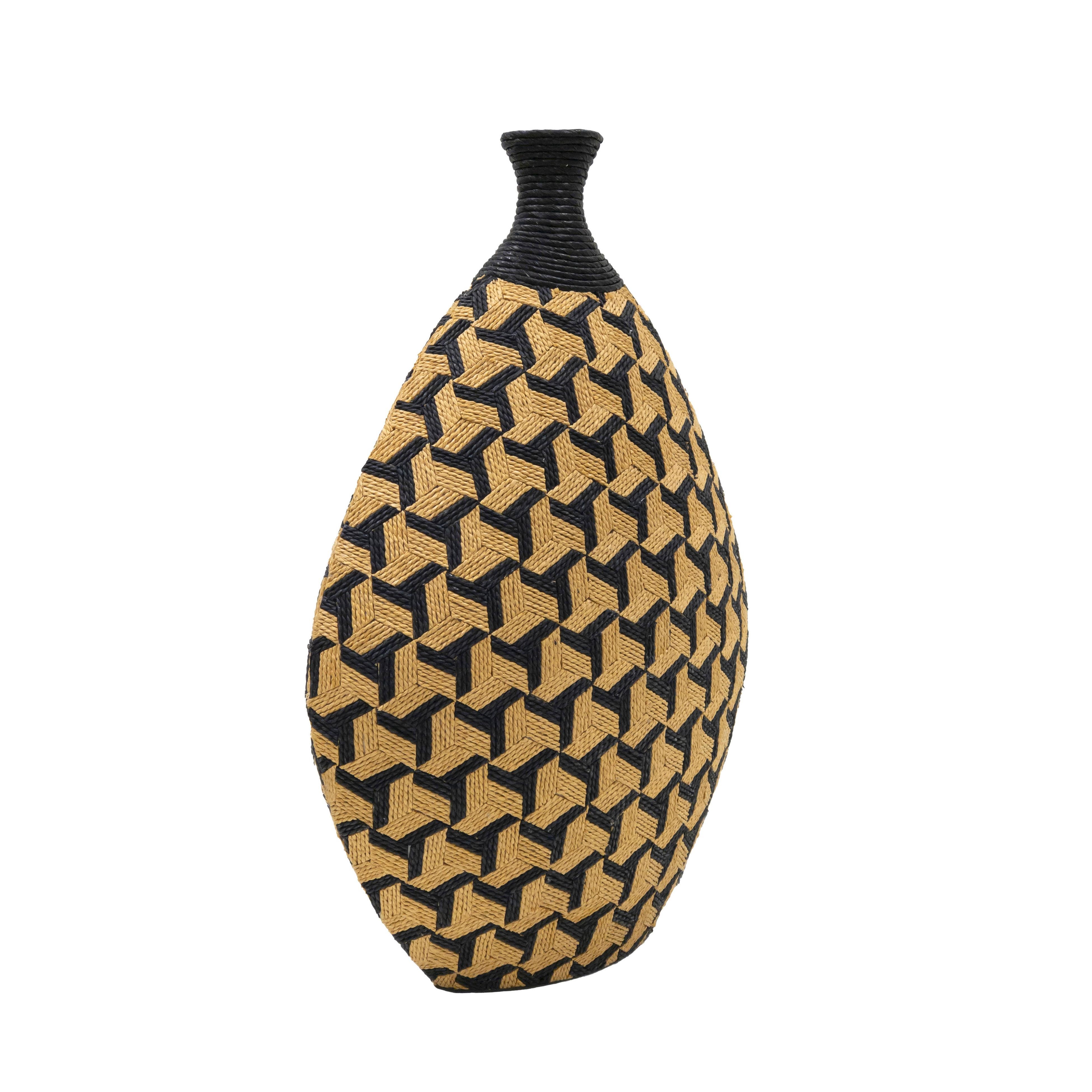 Jahia Geometric Vase - Image 3