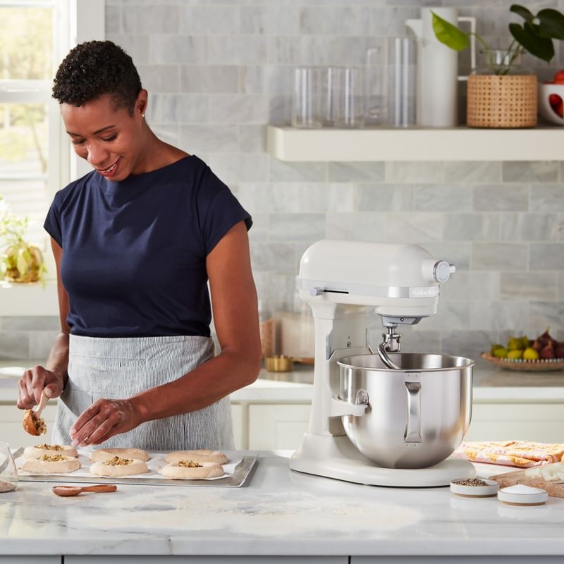 KitchenAid ® Milkshake 7-Quart Bowl-Lift Stand Mixer - Image 1