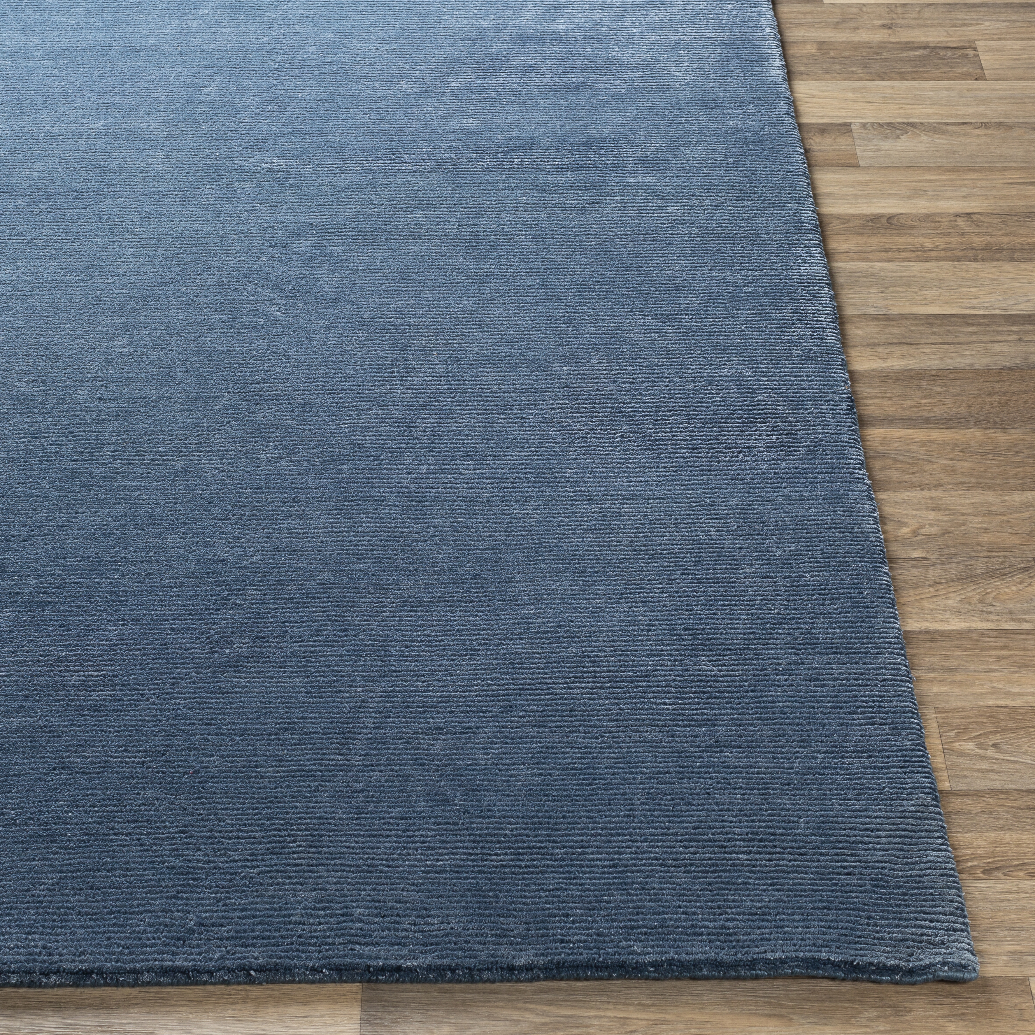 Capri Blue Indoor 2' x 3' Handmade Rug - Image 2