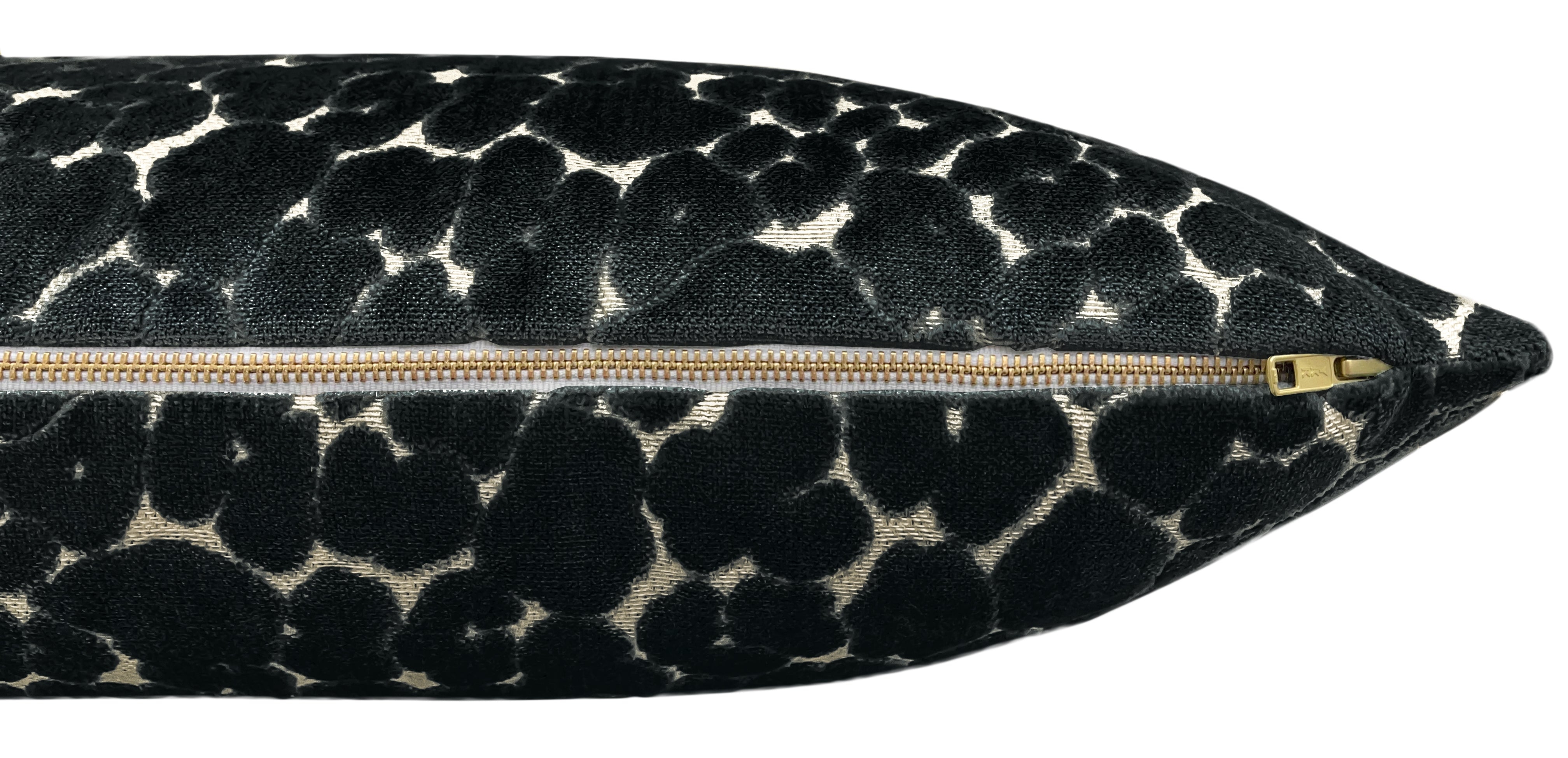 THE XL LUMBAR :: LEOPARD CUT VELVET // NOIR - 14" X 48" - Image 1