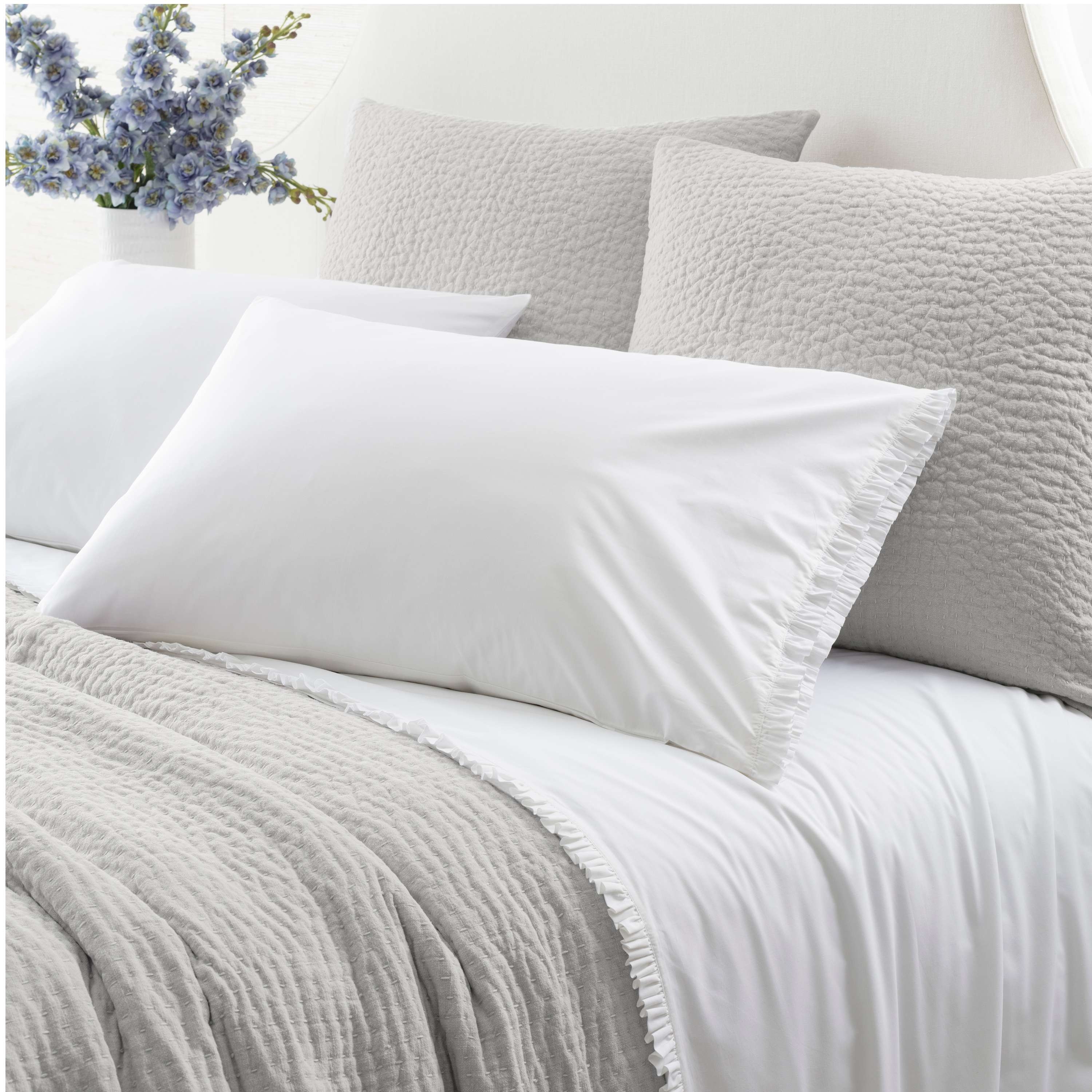 Classic Ruffle White Sheet Set - Image 0