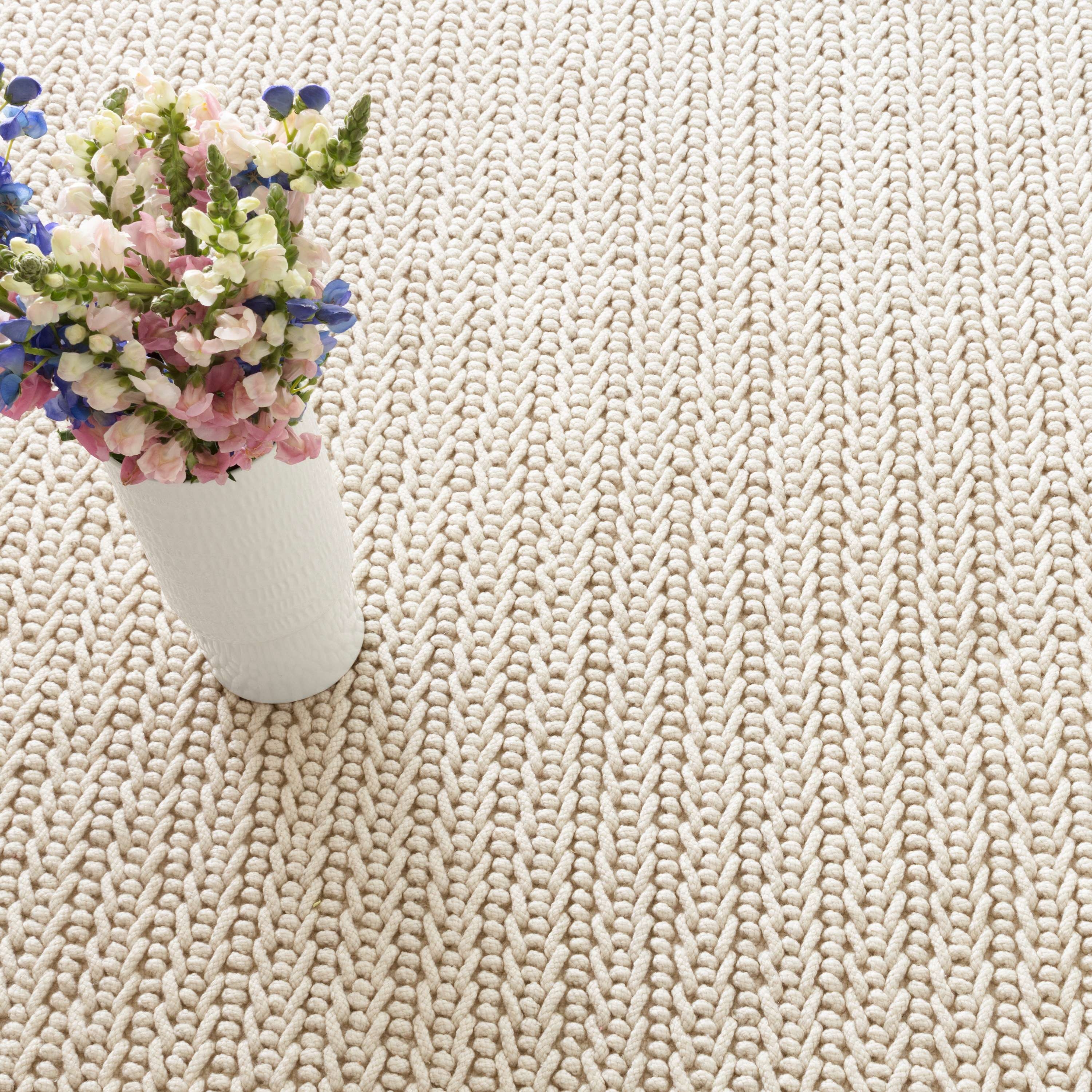 Veranda Ivory Handwoven Indoor/Outdoor Rug - Image 1
