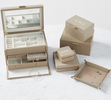 Quinn Jewelry Box, Medium 10" x 8.75", White, Shadow Printed - Image 1