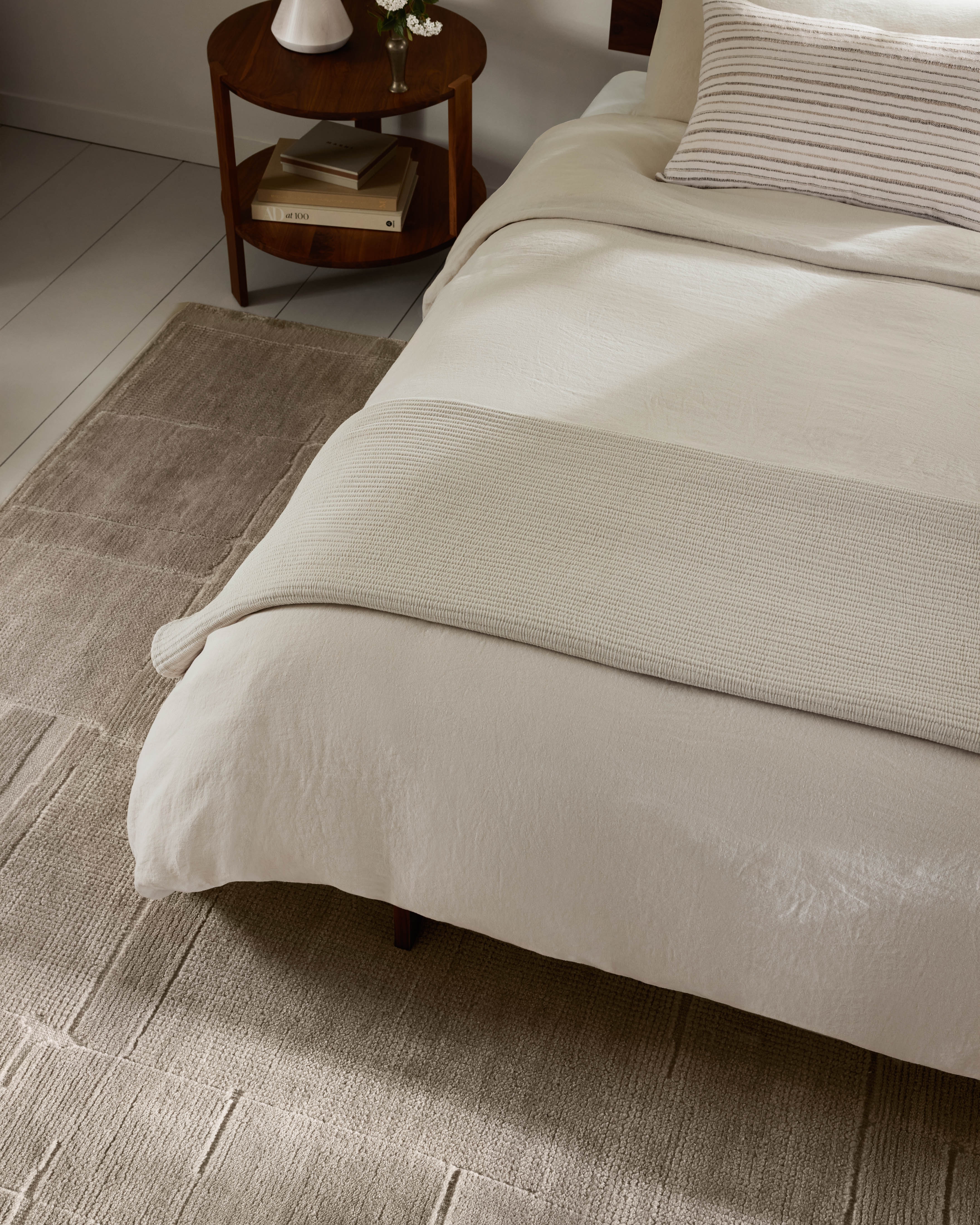 Carrier & Company x Loloi Walker Pebble 2'-6" x 8'-6" - Image 2