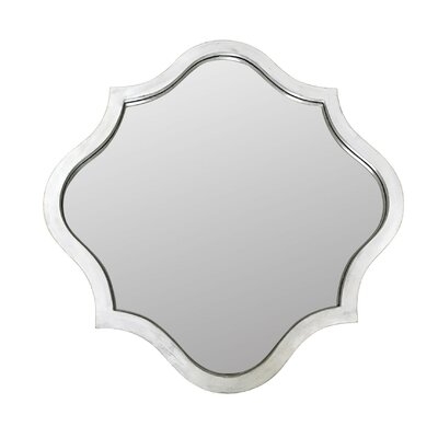 Siir Quatrefoil Traditional Distressed Accent Mirror - Image 0