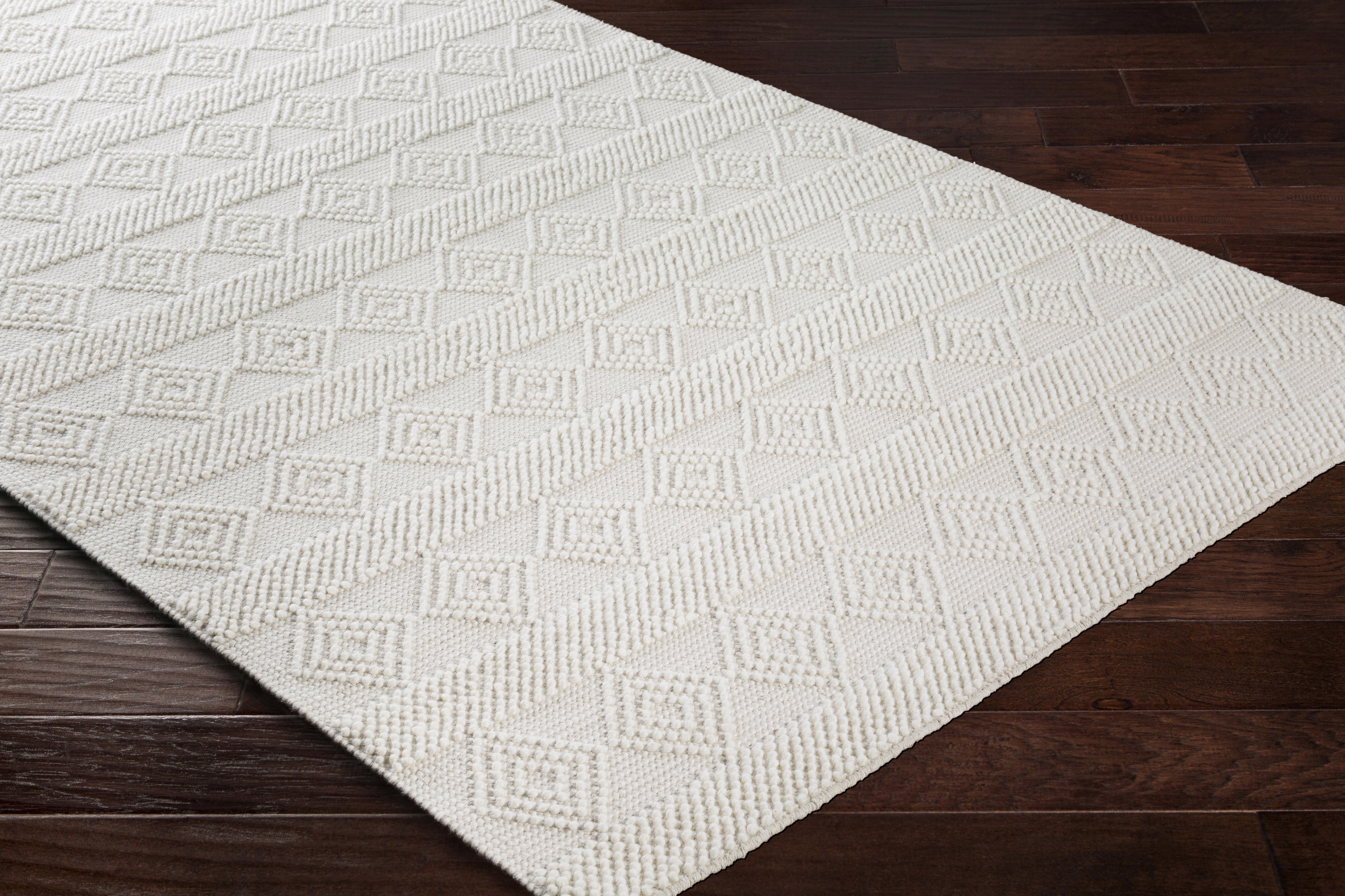 Livabliss Hygge Beige Indoor 5' x 7'6" Handmade Rug - Image 6
