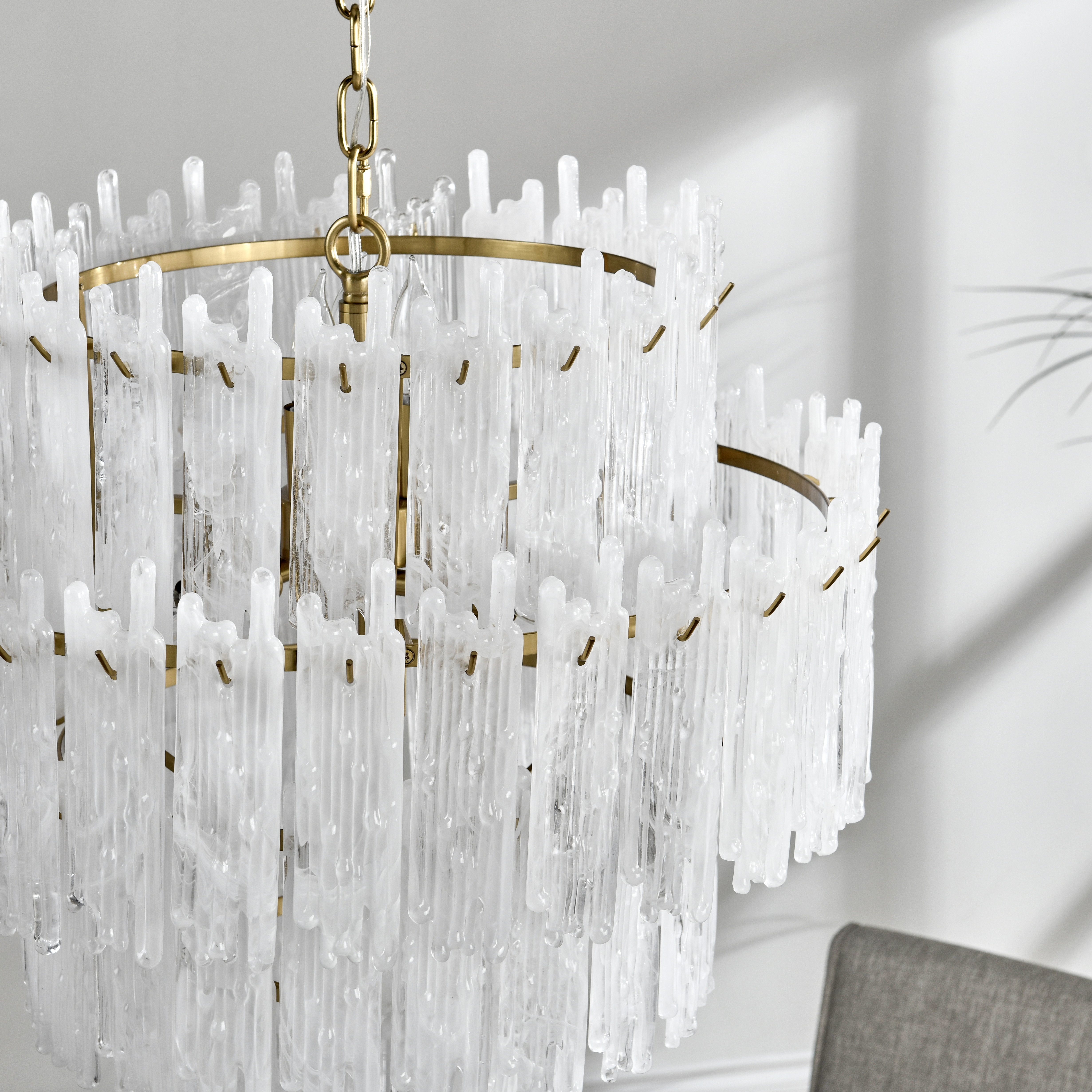 Everly Chandelier Round Clear/White - Image 2