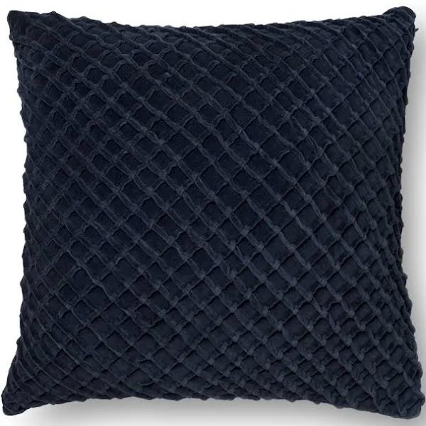 Loloi Pillows P0125 Navy 22" x 22" Cover w/Poly - Image 0