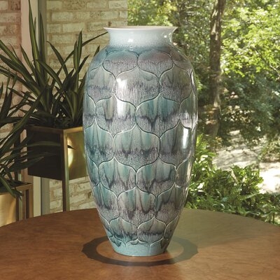 Lady Los Ceramic Table Vase - Image 0