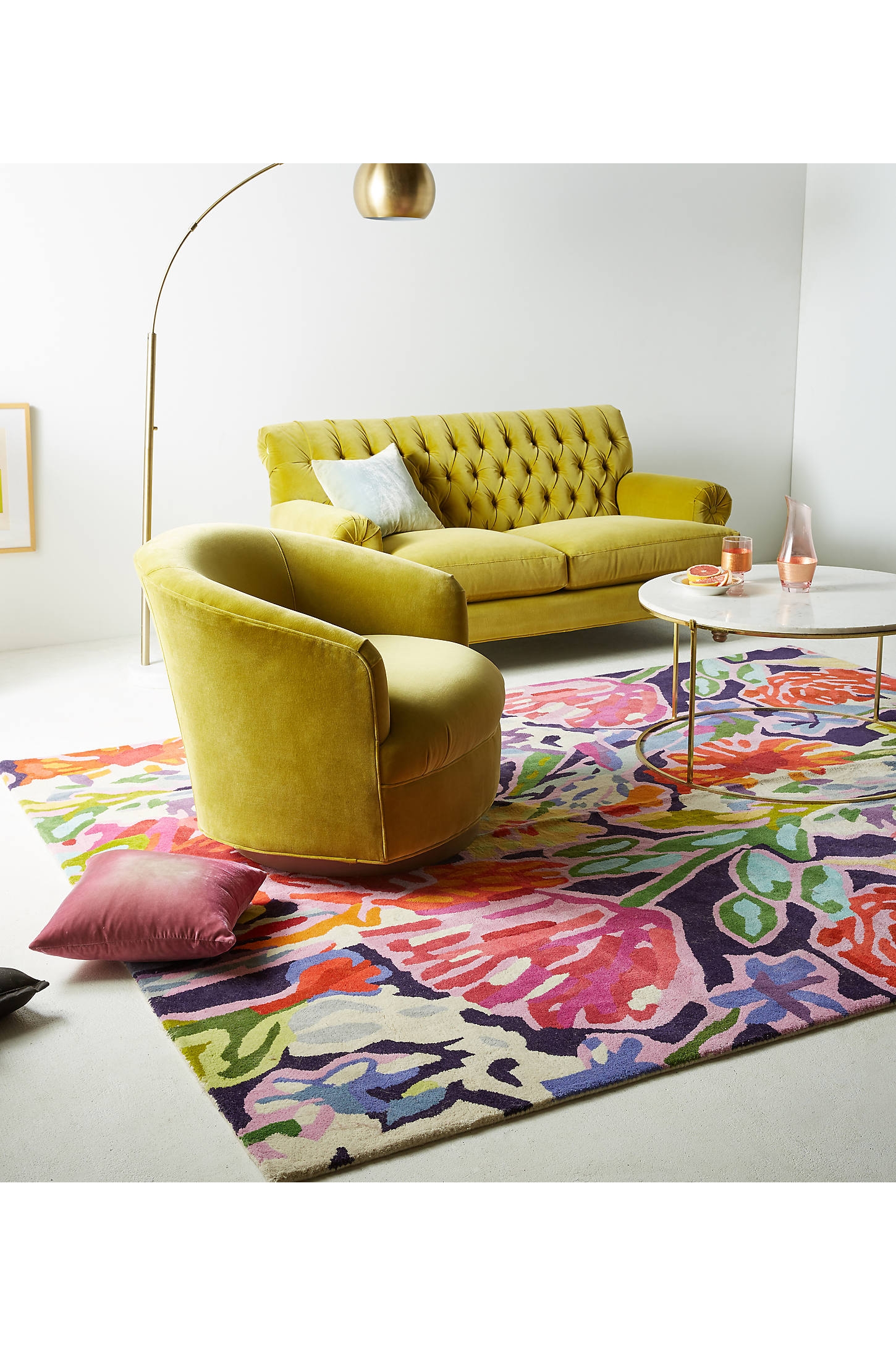 Amoret Swivel Chair - Image 0