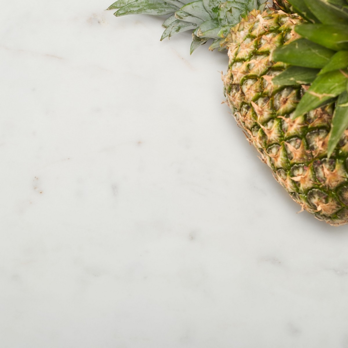 Rosie Marble Top Dining Table - White/Gold - Safavieh - Image 2