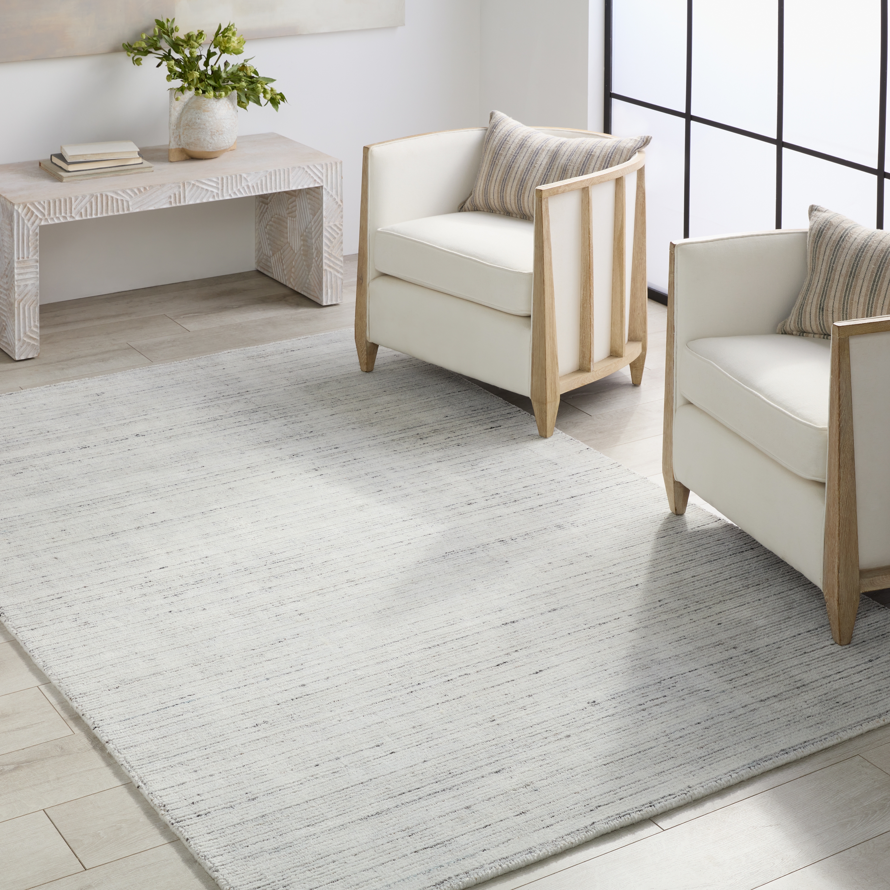 Mona Handmade Indoor/Outdoor Solid Cream/ Light Gray Area Rug (9'X12') - Image 4