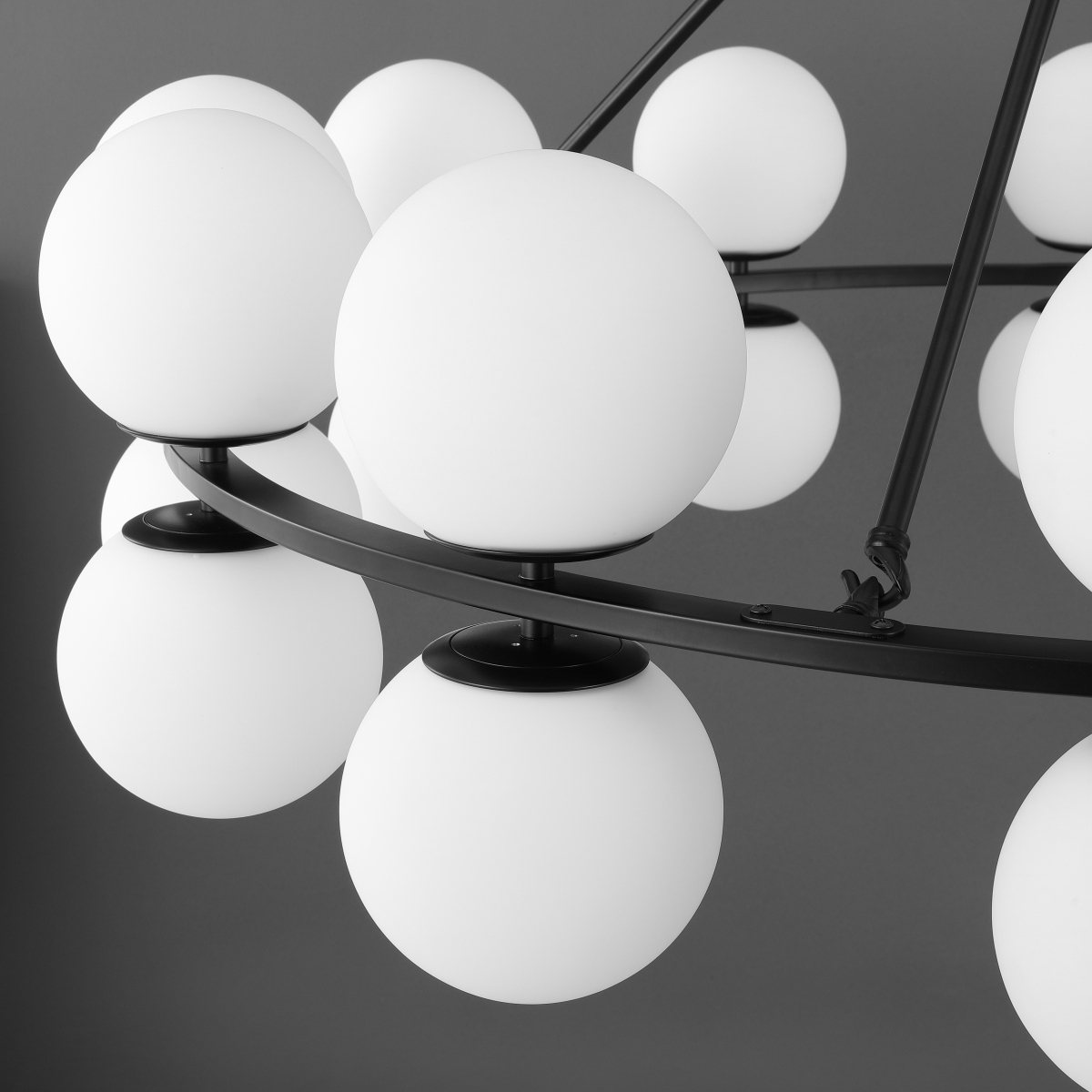 Safavieh Couture Traycee Metal Round Chandelier - Black/White - Image 7