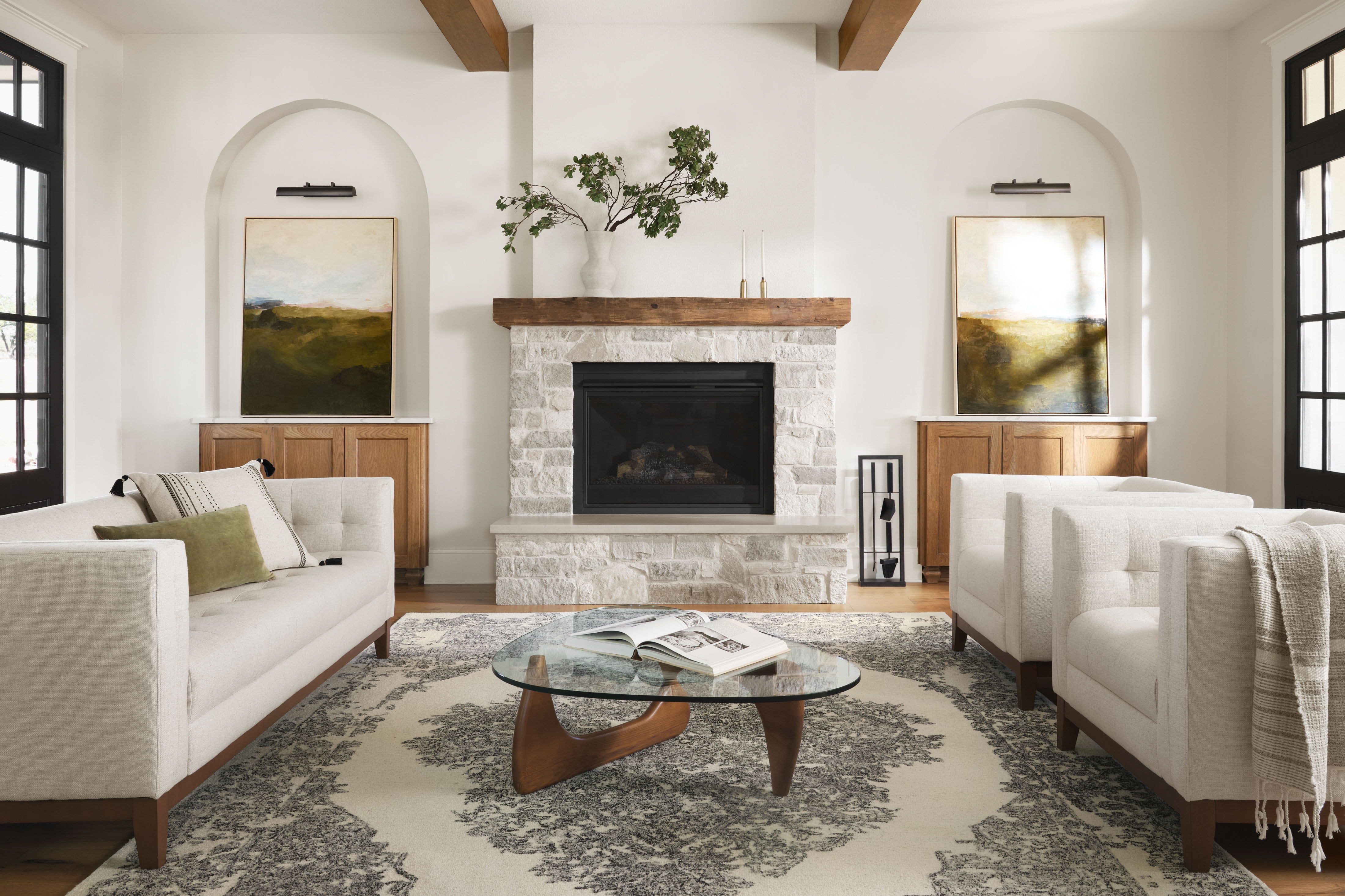 Magnolia Home by Joanna Gaines x Loloi Annie White / Black 18" x 18" Sample - Image 3