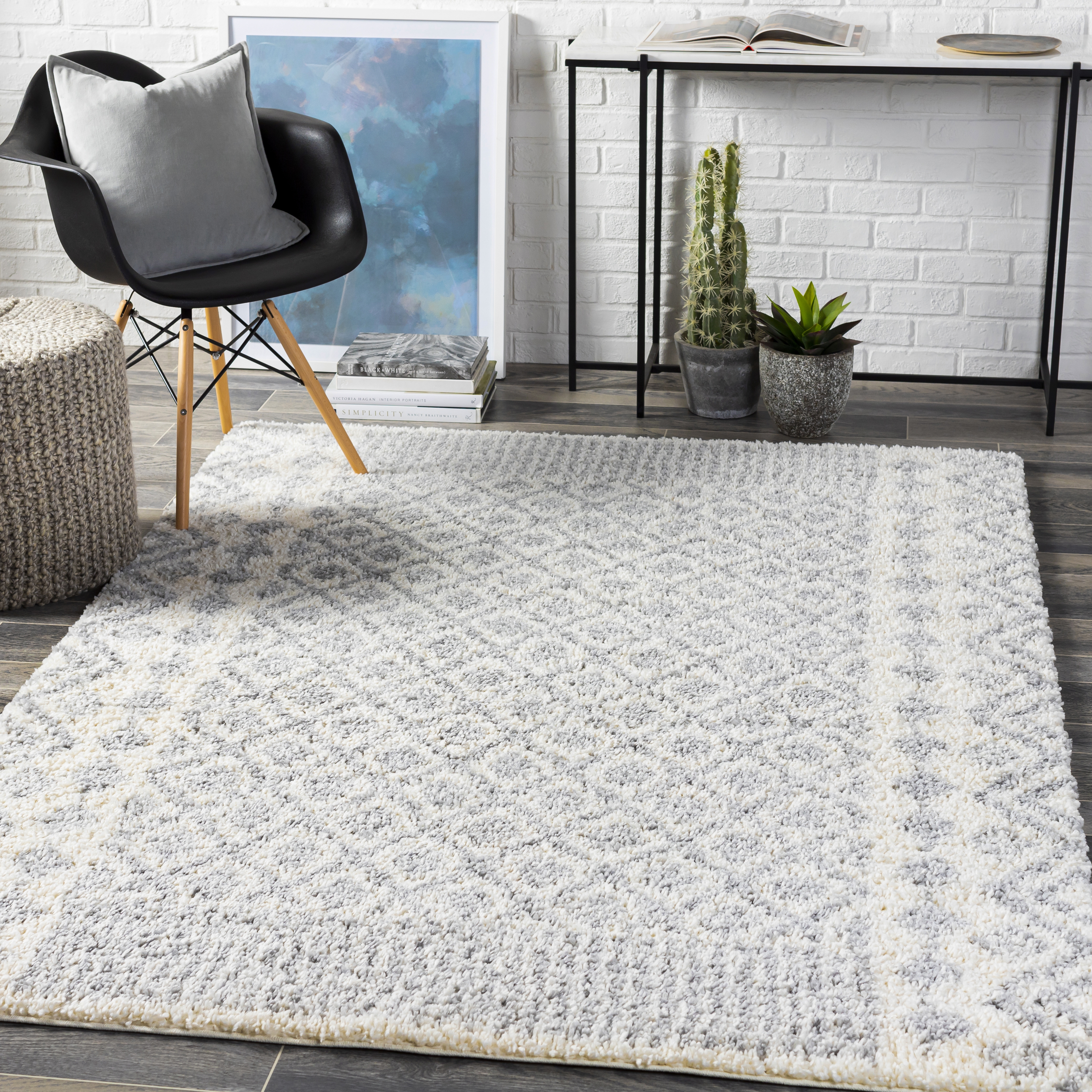 Deluxe Shag Rug, 5'3" x 7'3" - Image 1