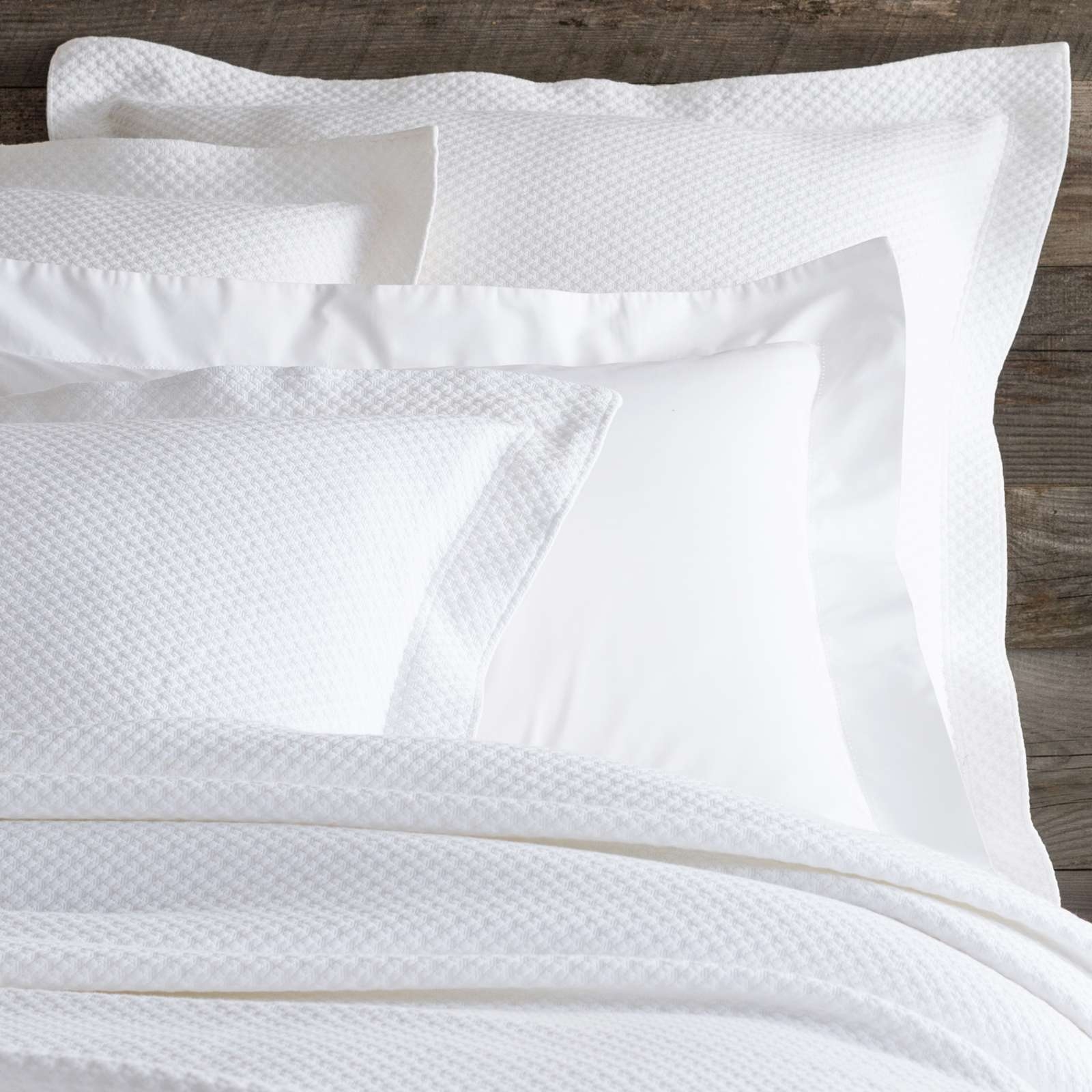 Petite Trellis White Matelasse sham - Image 0