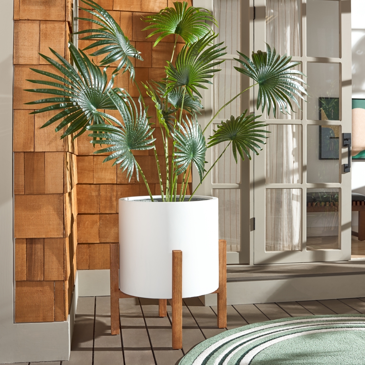 Indoor-Outdoor Loflen Planter - White - Safavieh - Image 1