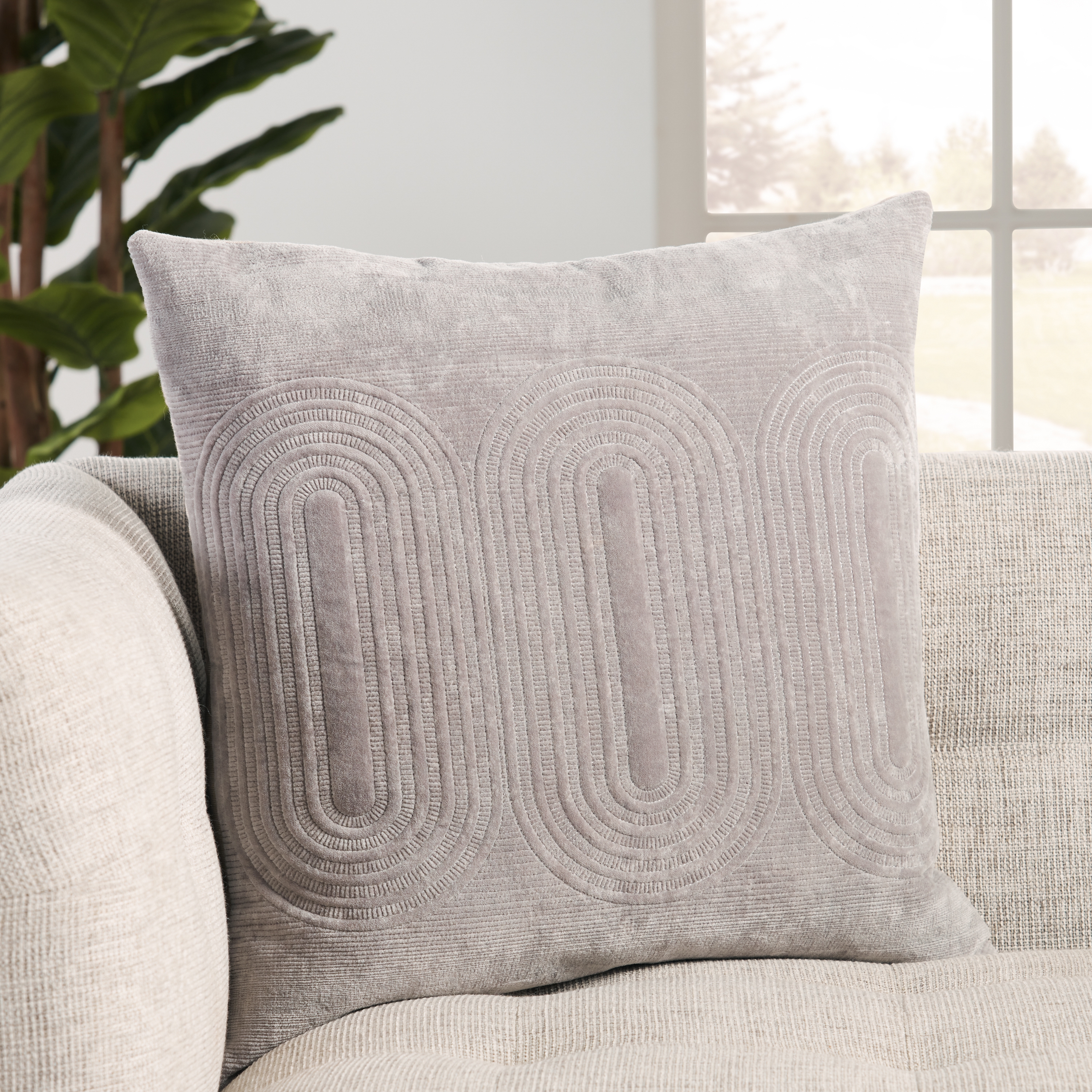 Design (US) Light Gray 22"X22" Pillow - Image 3