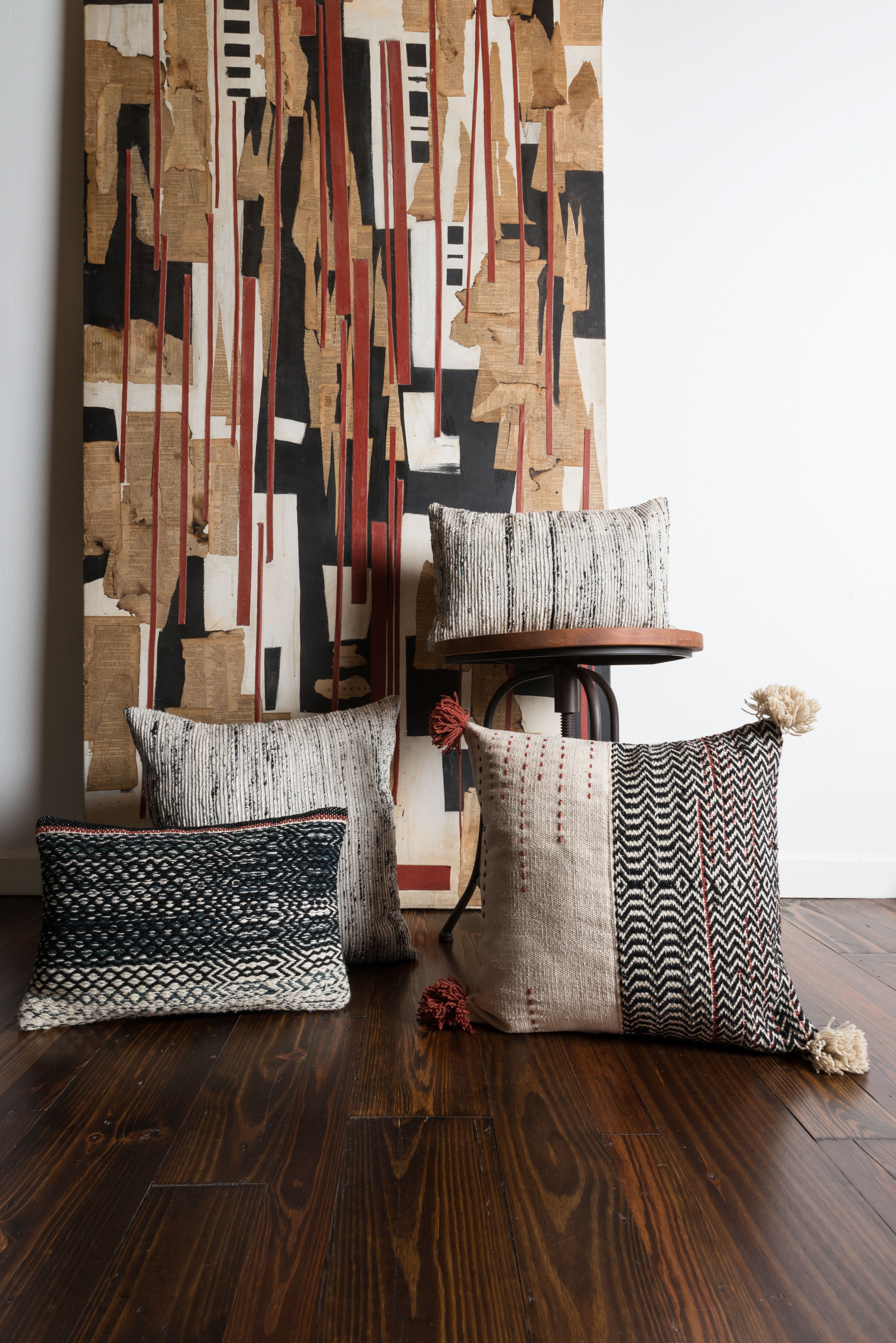 Loloi Pillows Black / Ivory 22" x 22" Cover Only - Image 1