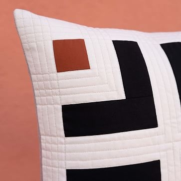 Vacilando Quilting Four Corners Pillow Cover, White - Image 1