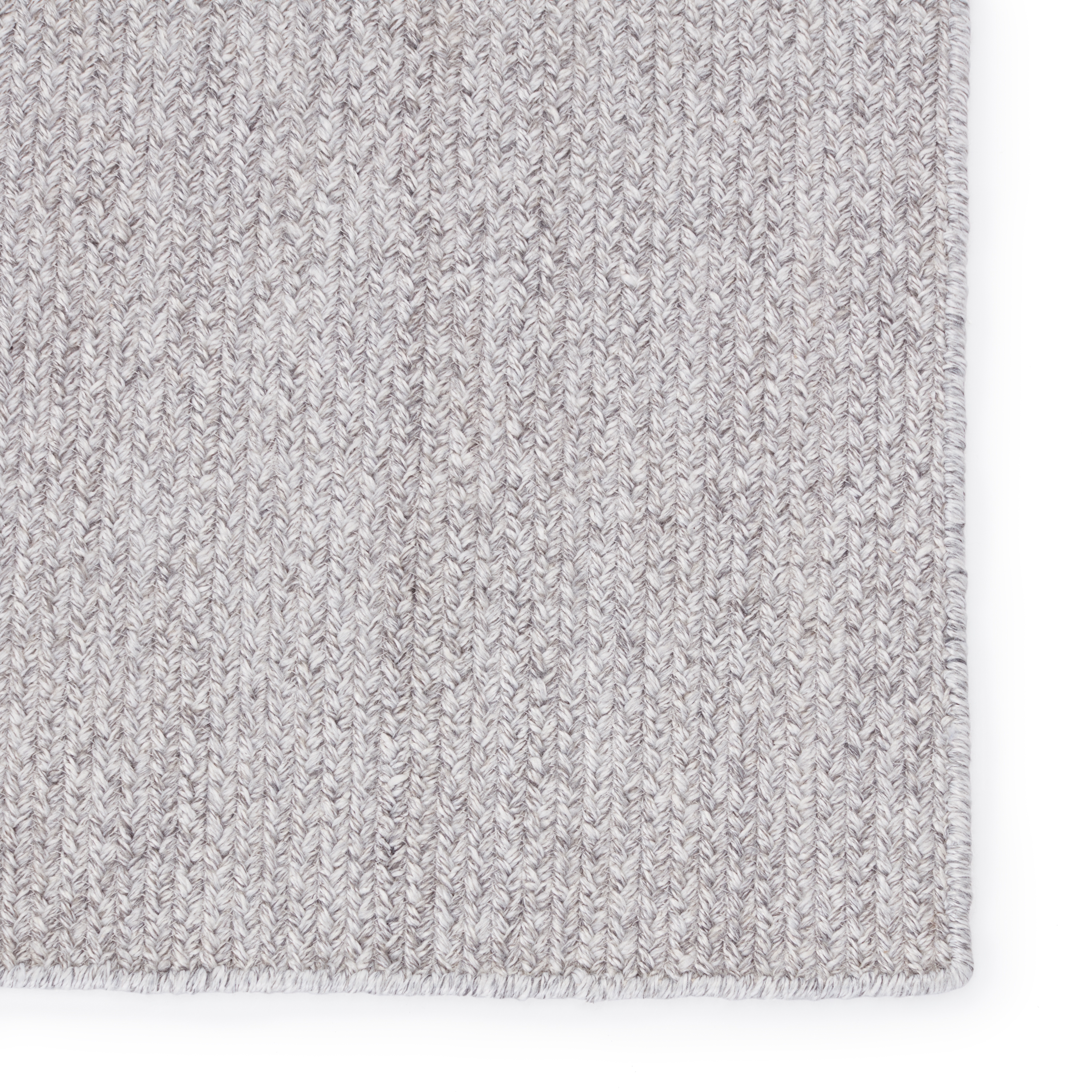 Maracay Indoor/ Outdoor Solid Light Gray/ White Area Rug (4'X6') - Image 3