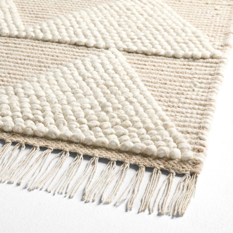 Textured Triangle Beige Hand-Woven Flatweave Kids Area Rug 6'x9' - Image 2