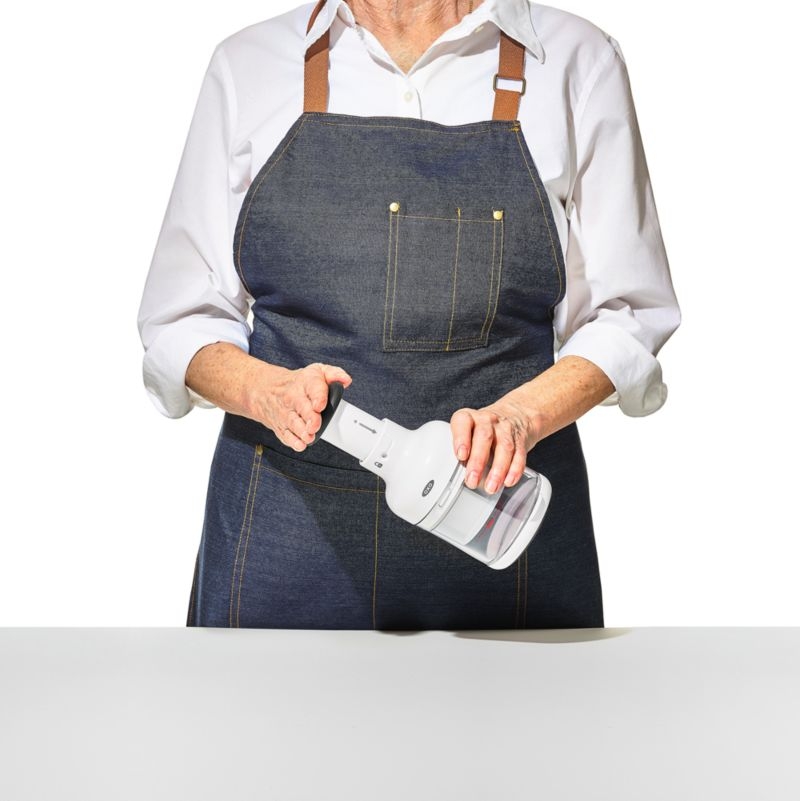 OXO ® Good Grips Vegetable Chopper - Image 4