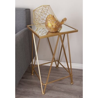 Giglio Tray Top Nesting Tables - Image 0