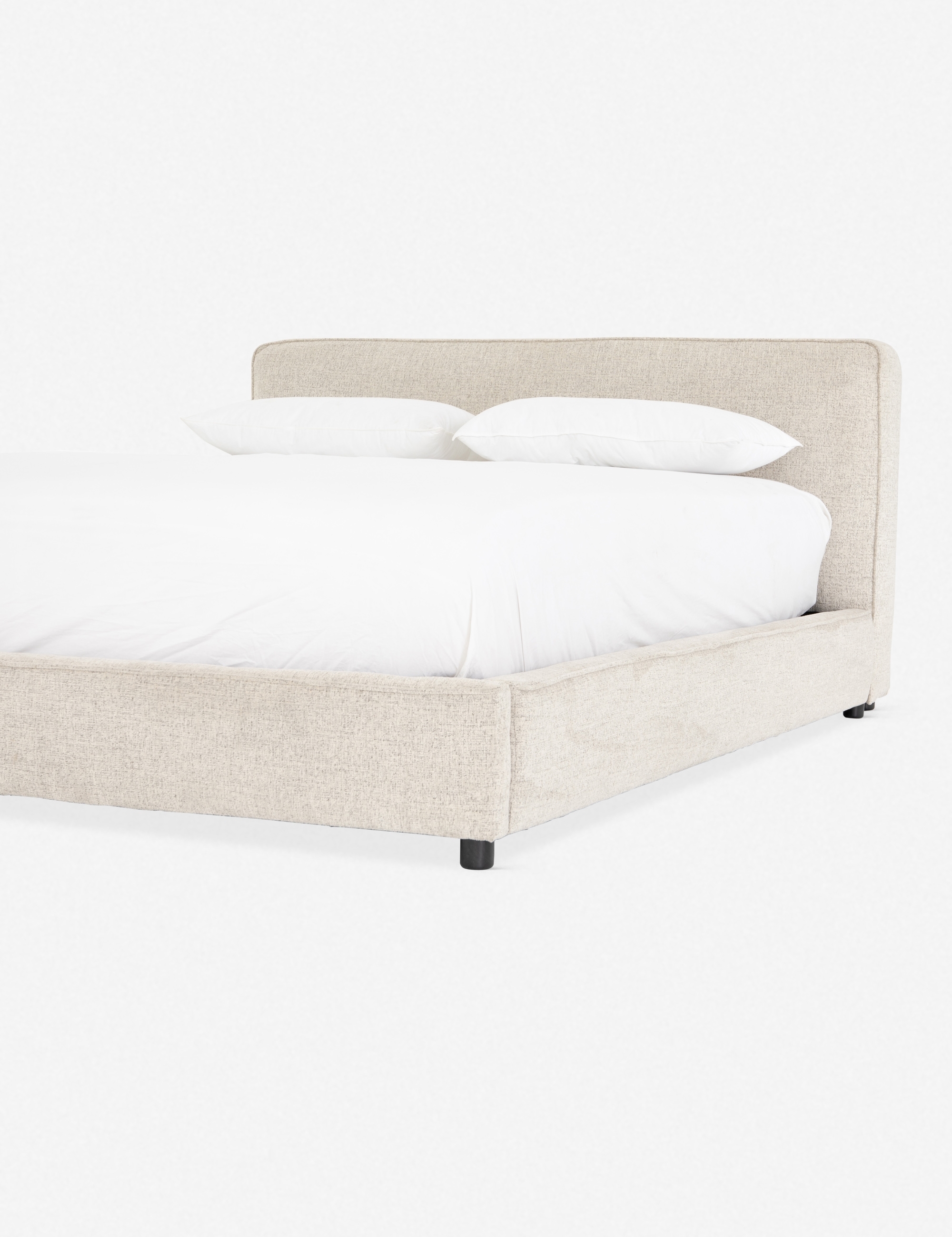 Clario Bed - Image 6