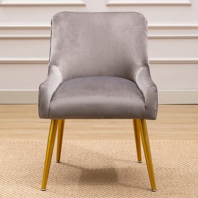 22.4" Wide Armchair - Image 0