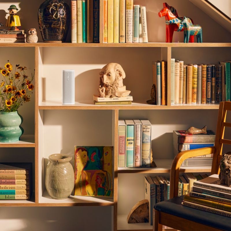 Sonos Roam 2 White Portable Waterproof Bluetooth Smart Speaker - Image 4